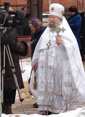 Новогоднее поздравление настоятеля храма иконы Божией Матери Всех скорбящих Радость протоиерея Бориса Балашова