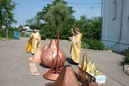 Освящение куполов для Феодоровской часовни г. Клина