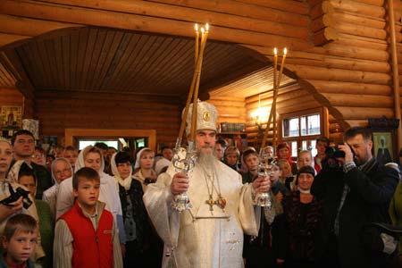 Архиепископ Можайский Григорий в Клину