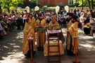 Учебный год в православной классической гимназии София начинается с молебна об учащихся