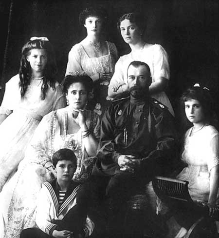 Российский император Николай II и его семья