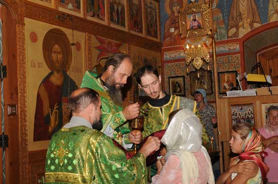 В церкви Успения Пресвятой Богородицы с. Демьянова г. Клина