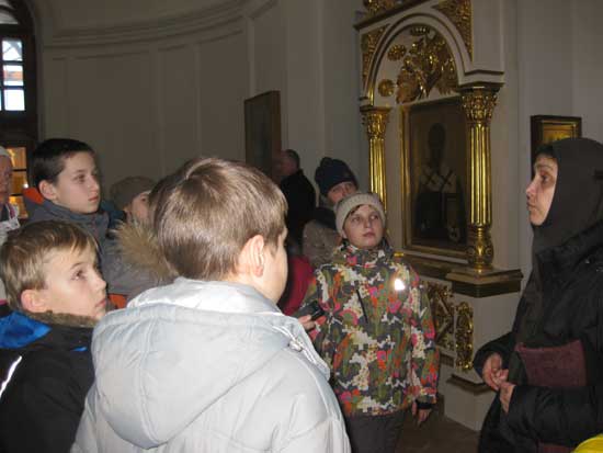 Учащиеся Клинской православной гимназии София в Спасо-Бородинском монастыре