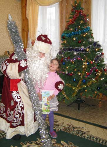 Дед Мороз из Клинской Православной классической гимназии София