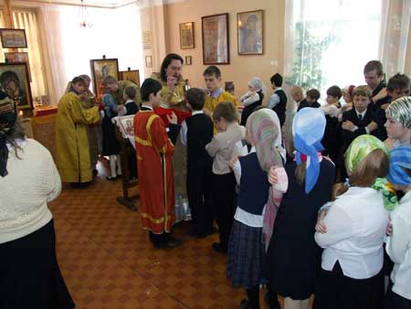 Причастие в Православной классической гимназии София