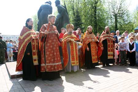 Панихида в День Победы в Клину